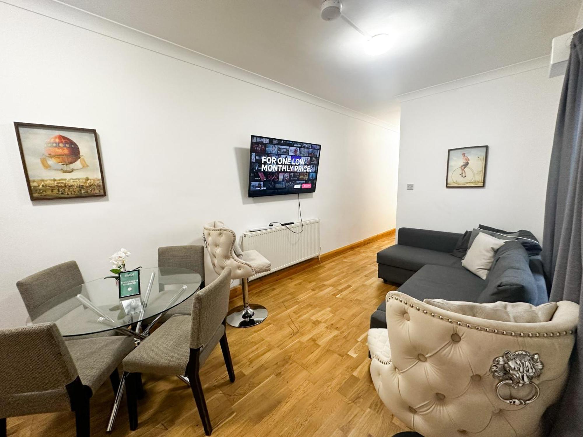 Grays Apartment 런던 외부 사진